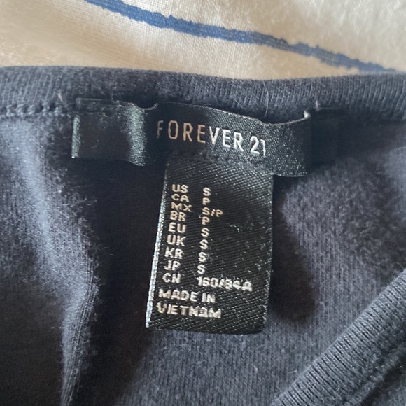 Forever 21 Black Cropped Tank Top - Picture 2 of 5